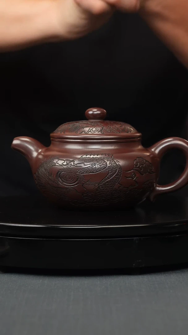 【闪购商品】紫砂茶壶石红 仿古 刻龙