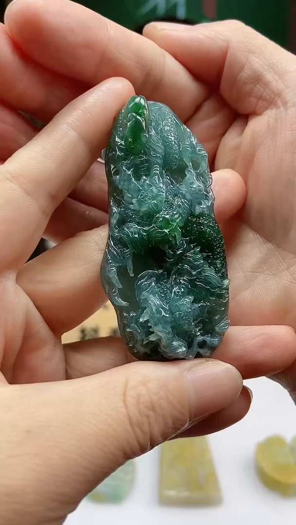 【闪购商品】翡翠颈饰未镶嵌0825JXFCZB0126