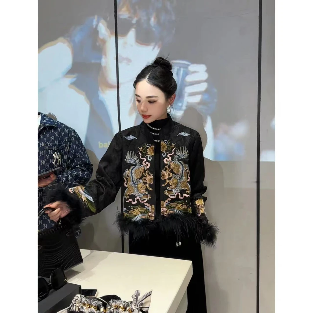 凤起玉鸣现货【贵妇的战袍】新中式休闲时尚百搭重工刺绣毛毛外套