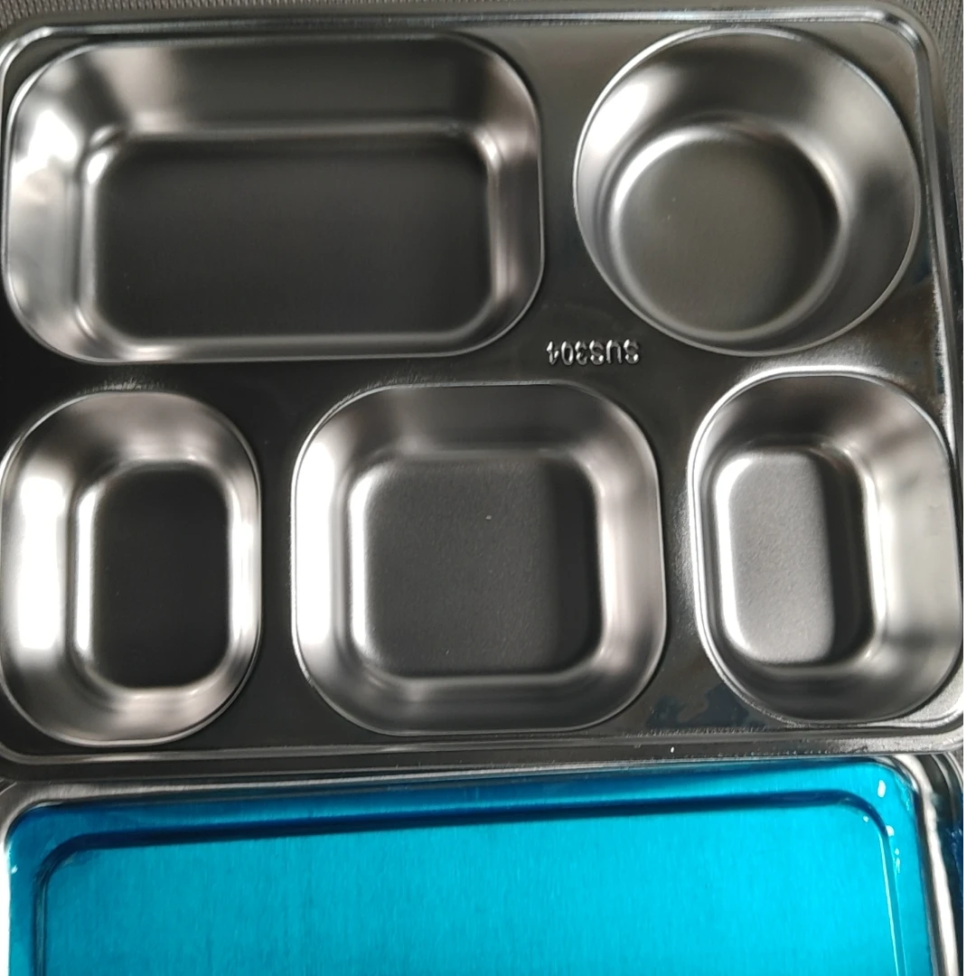 三四钢分格餐盒五格