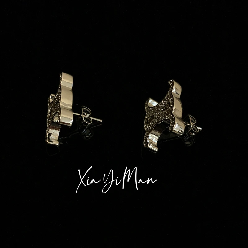 铜合金耳饰 【夏一曼】银色百搭微镶耳钉