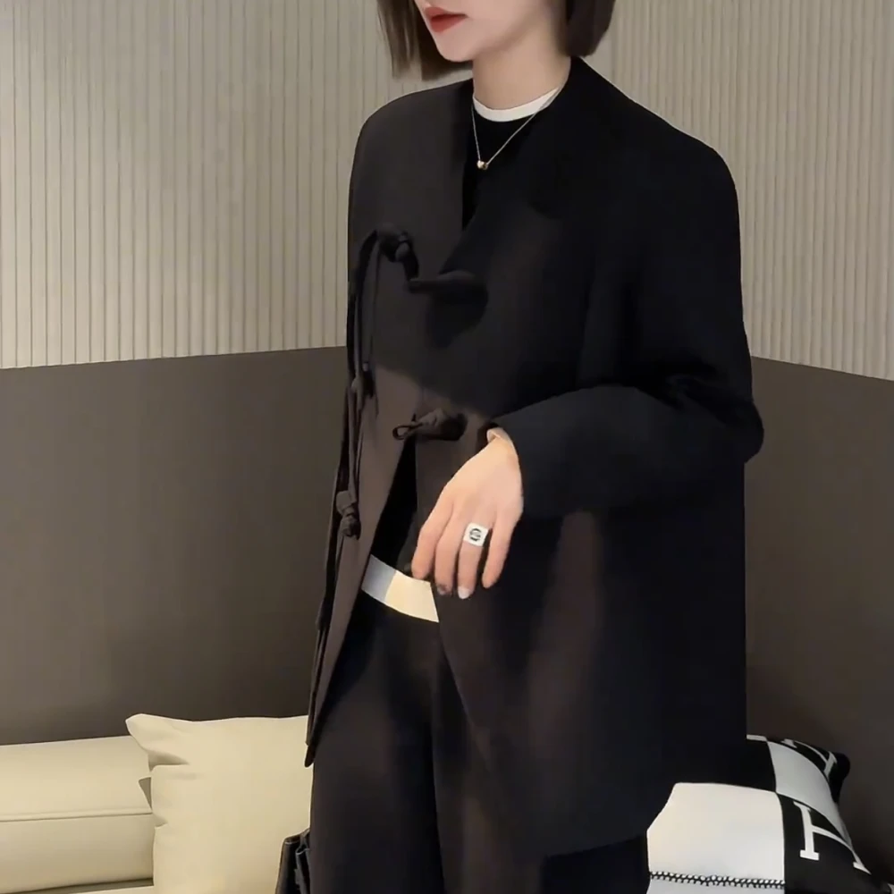 2025早秋新款新中式西服复古国风时装黑色休闲盘扣小西装外套