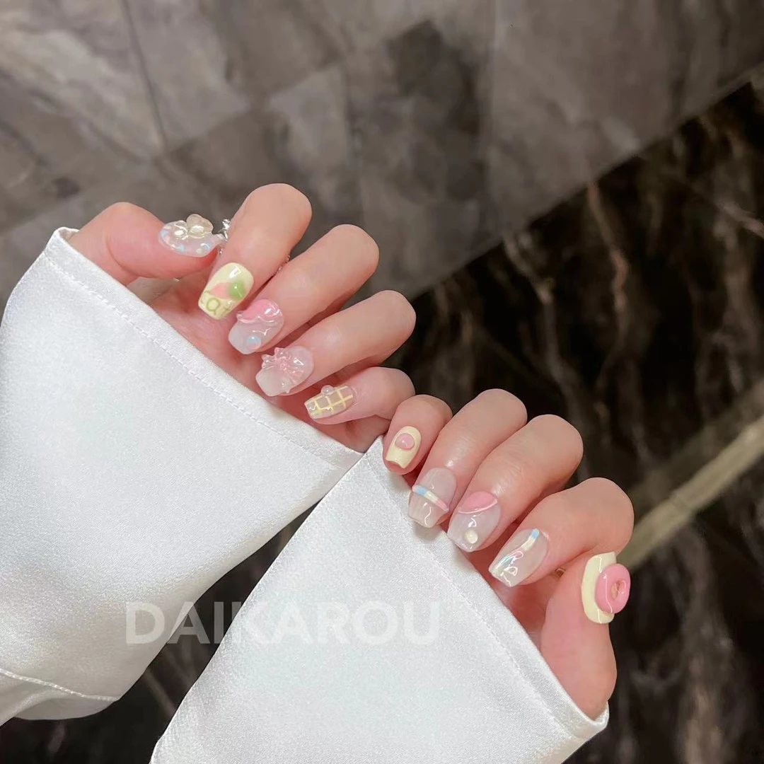 微粒主义  黛卡柔 预售  铁刘海 手工穿戴甲10片