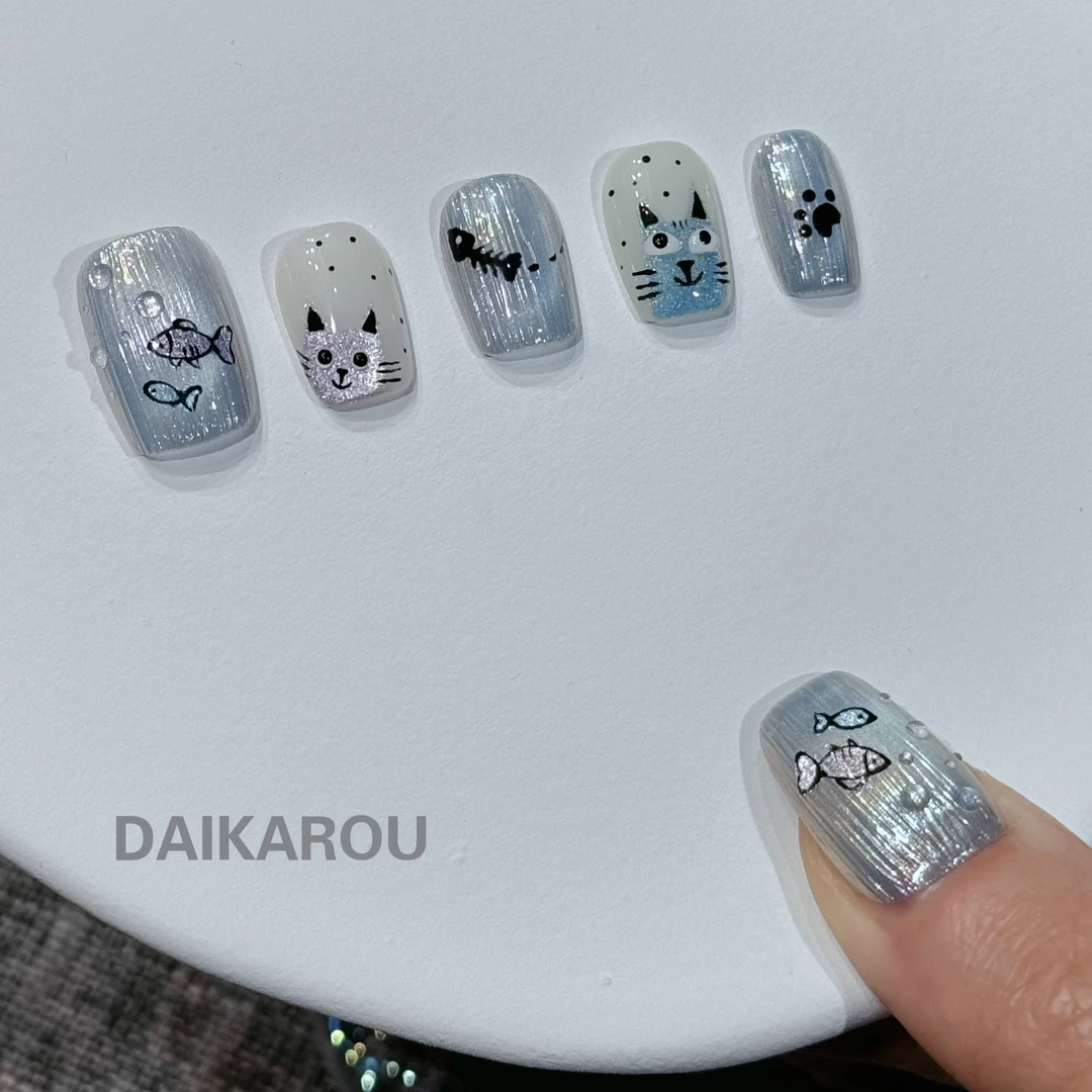 戏鱼的猫 黛卡柔 预售 新甲型 此度 手工穿戴甲10片