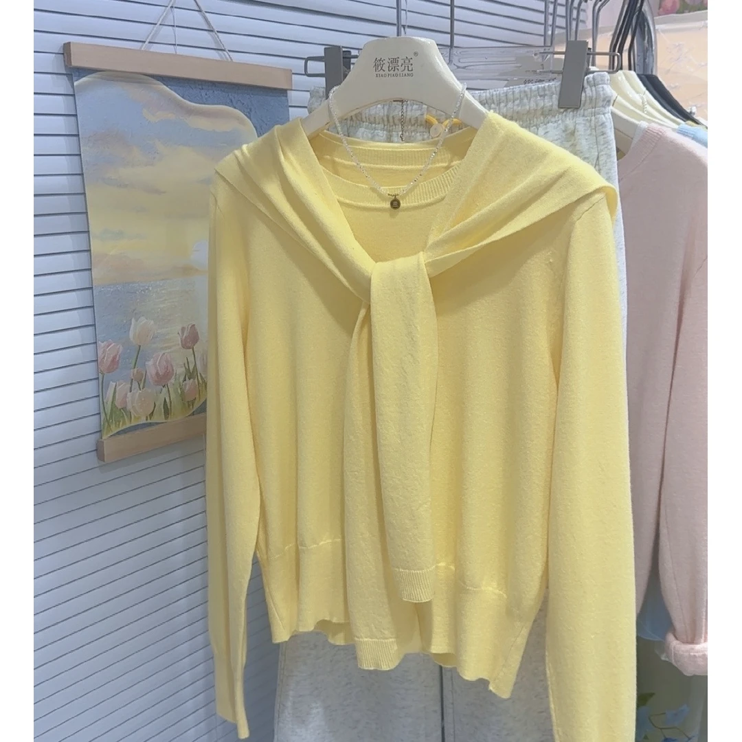 奶黄色秋冬慵懒风设计感披肩针织衫女高级感气质两件套毛衣打底衫