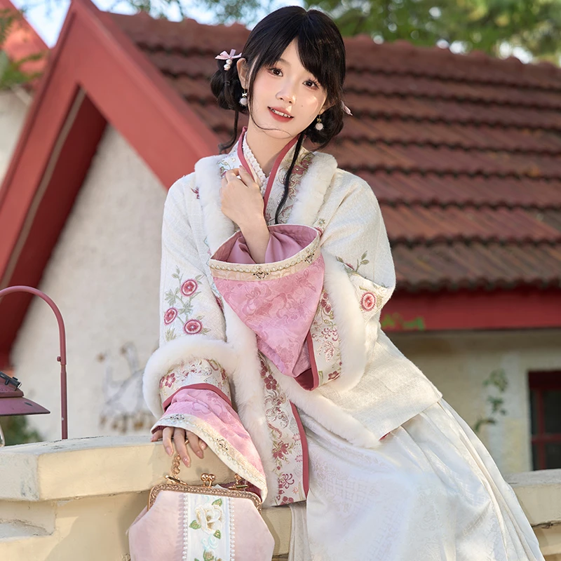 十三余小豆蔻儿[凤庭飞花]秋冬季织金对襟短袄马面裙汉服成人女款