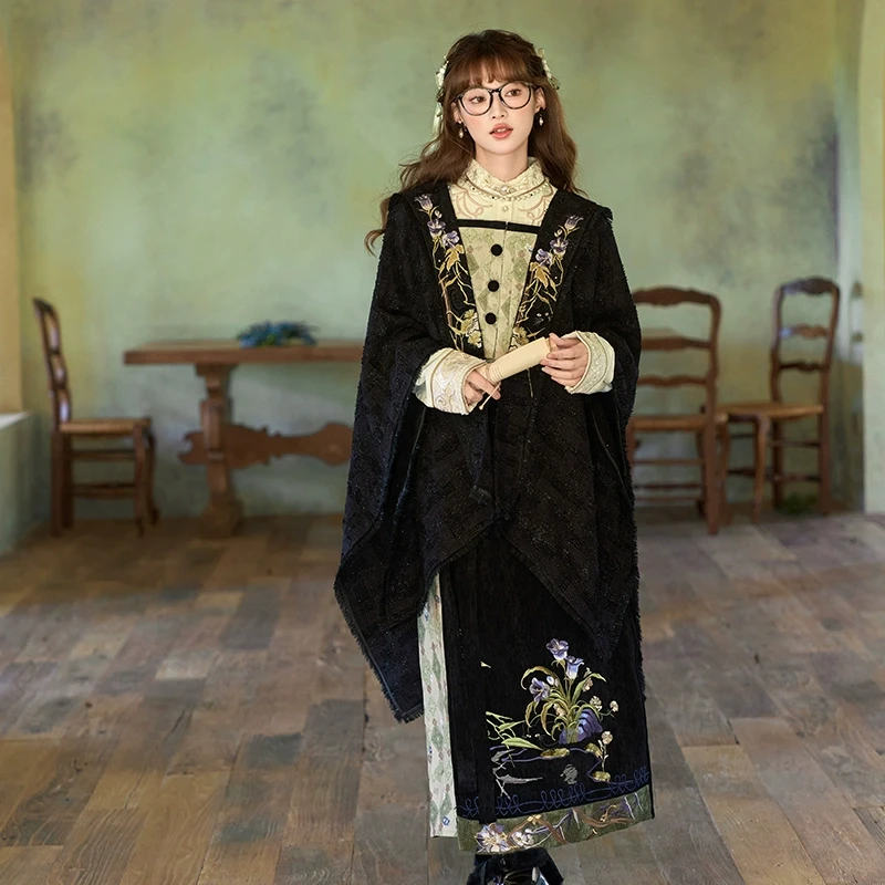 十三余小豆蔻儿[竹月闲庭]冬季连帽斗篷千金感马甲改良汉服女成人