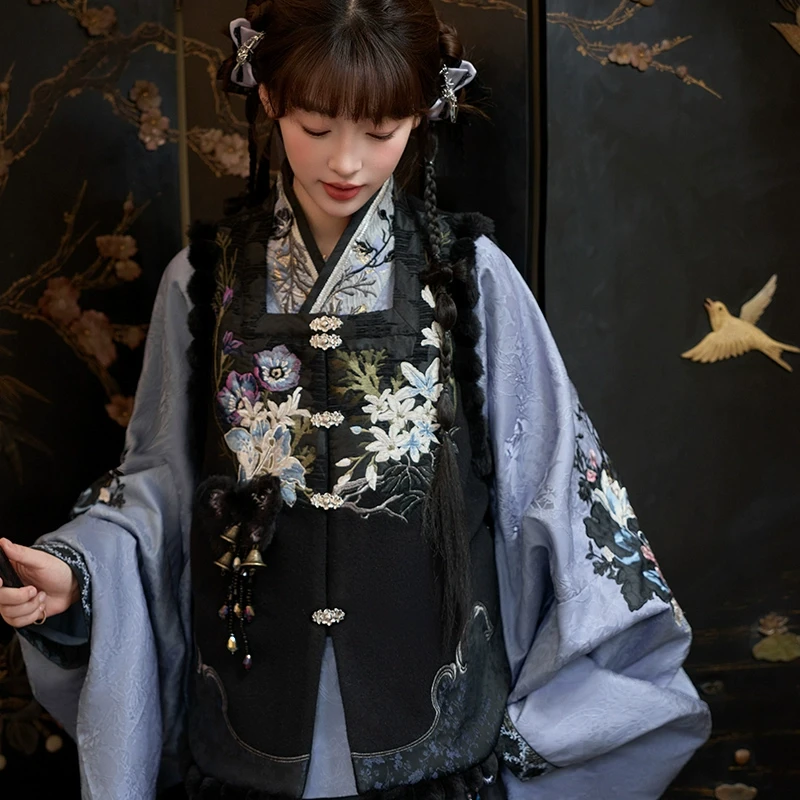 十三余小豆蔻儿[护花铃-幻夜黑] 刺绣比甲马面裙明制汉服女装秋冬