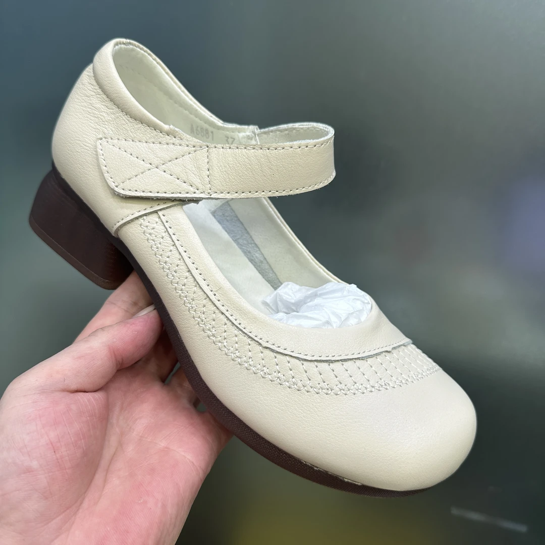 头层牛皮舒适时尚真皮软底妈妈鞋平底圆头女士低跟