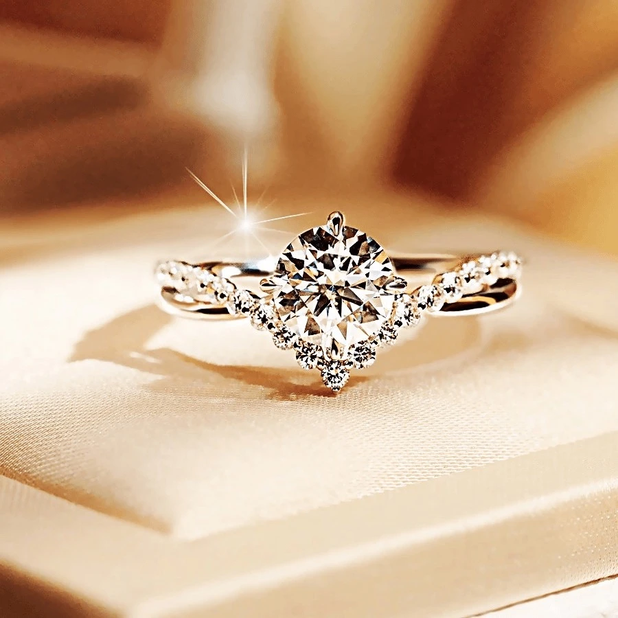 925银莫桑石银制品 【皇冠四爪】1克拉高品质D色莫桑钻经典女戒