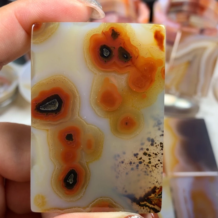 【闪购商品】玛瑙/玉髓颈饰未镶嵌一***啊