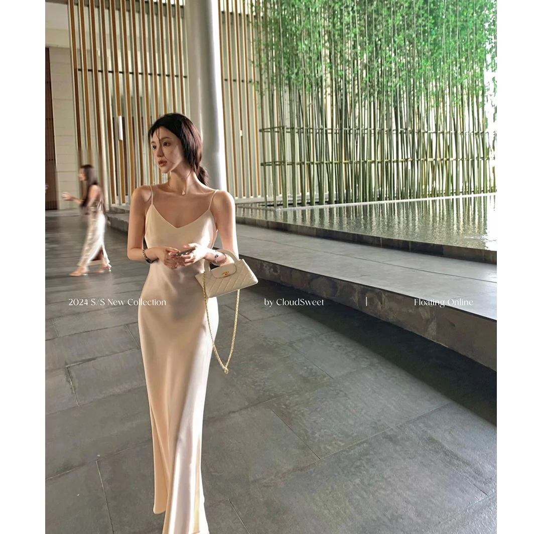 CloudSweet白云甜 醋酸缎面吊带连衣裙女夏薄款开衩半身裙