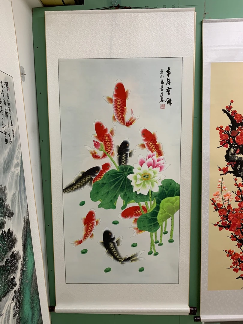 手绘《鱼跃龙门》荷花九鱼图