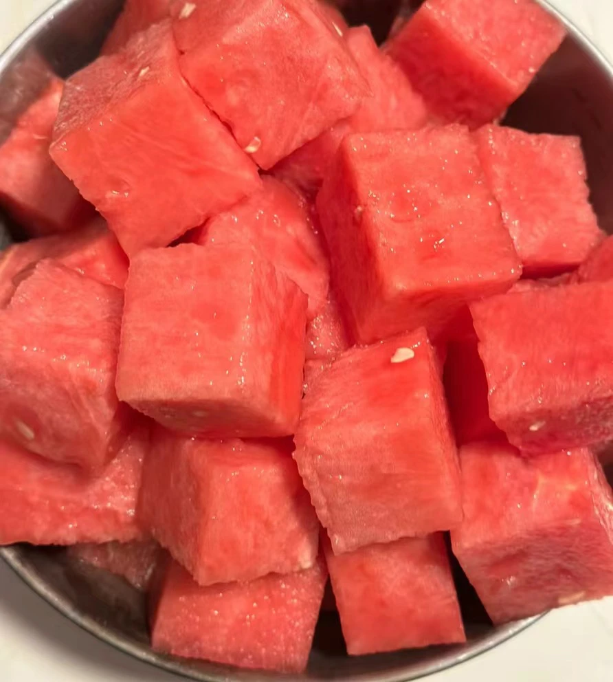 麒麟西瓜脆甜爽口 鲜果果切
