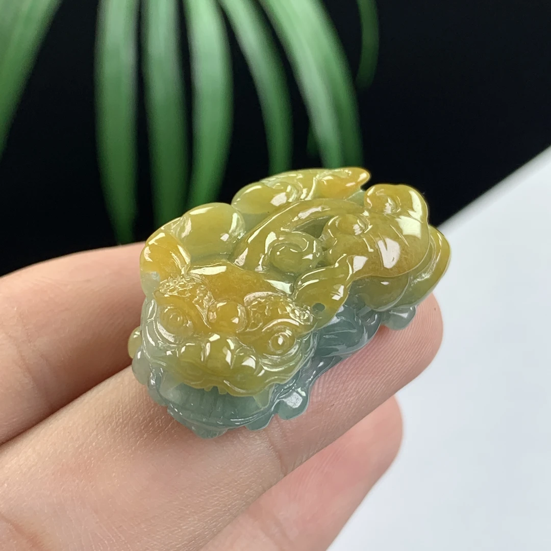 天然缅甸正品A货黄翡含珠翡翠貔貅吊坠挂件项链手链挂坠雕刻巧雕