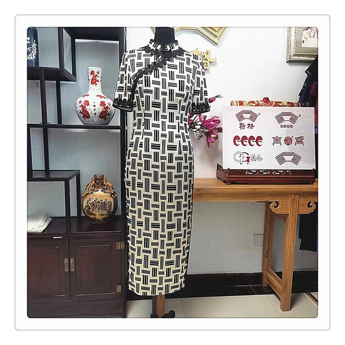 格格夏季弹力蚕丝缎镶花边优雅气质中长旗袍  6220149102