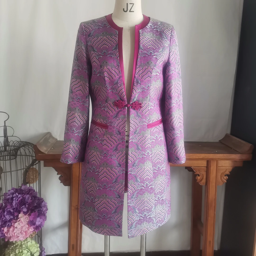 格格  玫红锦缎气质女士中长款风衣G73BM320317