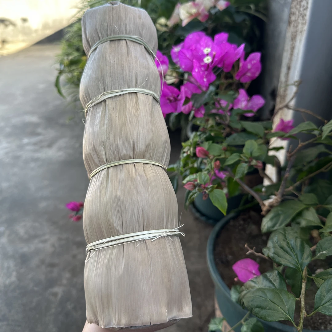 2012螃蟹脚晒红茶沱茶陈茶笋壳装 草木香 花香浓回甘强烈