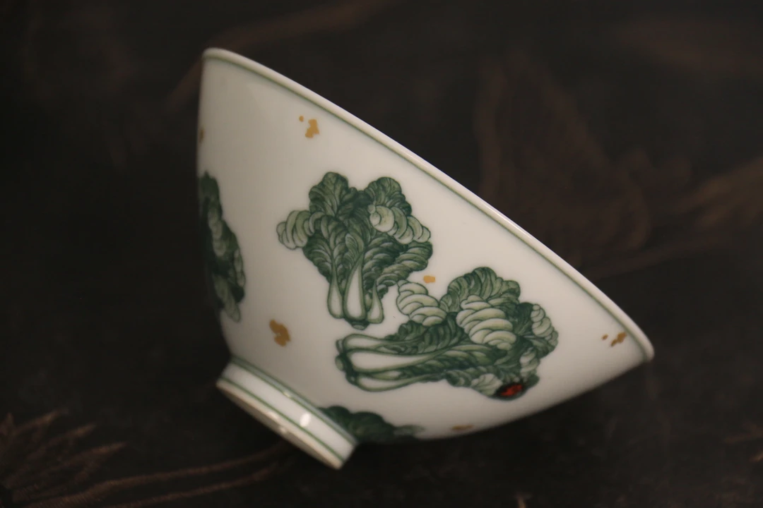 【君和甄选】釉下五彩绿白菜斗笠杯