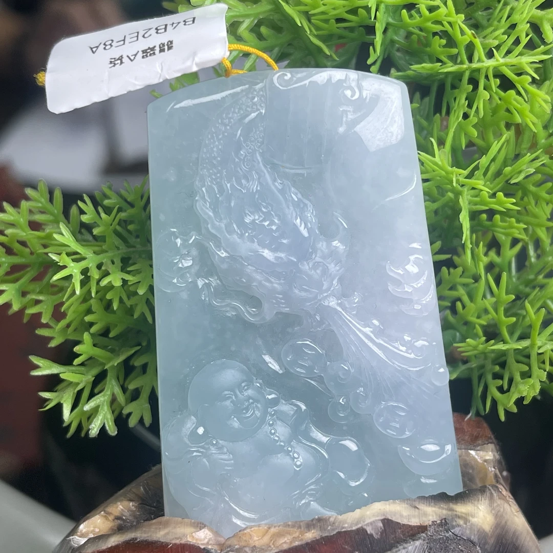 天然A货翡翠牌子人物