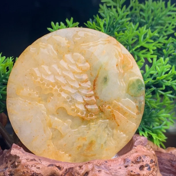 天然A货翡翠牌子-山水