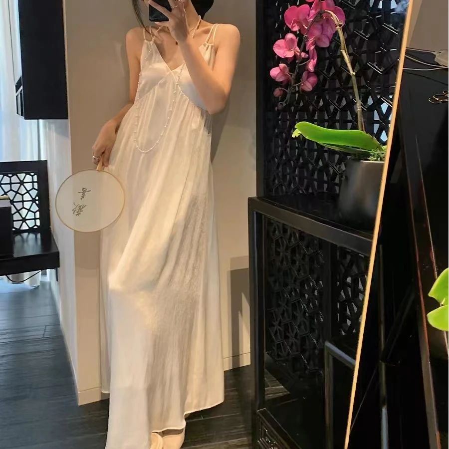 2024夏季吊带裙外穿法式高级感连衣裙