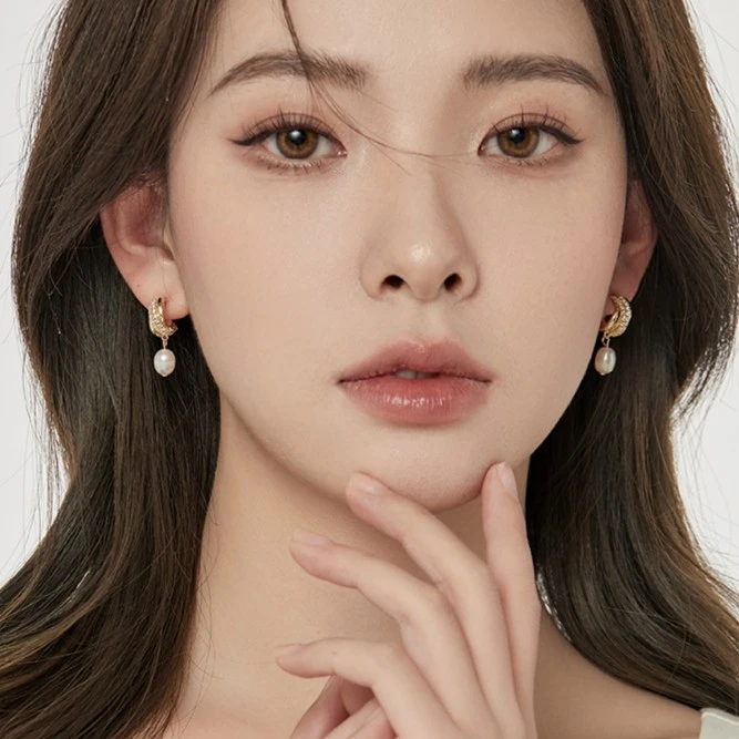 铜合金耳饰 S925银针天然气质珠珠微镶锆石防过敏法式复古耳坠