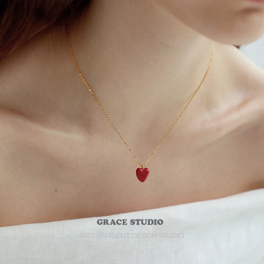 铜合金吊坠 春夏红色爱心吊坠项链女ins风复古桃心锁骨链