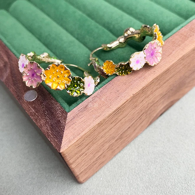 铜合金耳饰 法式雏菊C圈彩色滴釉花朵耳圈小众设计925银针