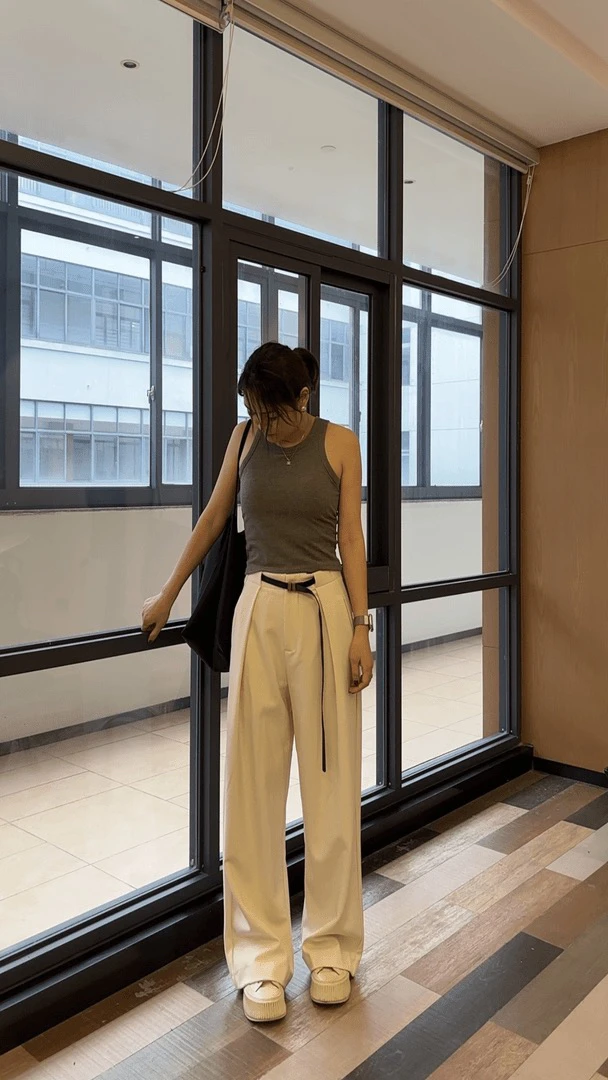 232016黑牌秋冬款高品质腰带褶皱西装裤直筒裤阔腿裤