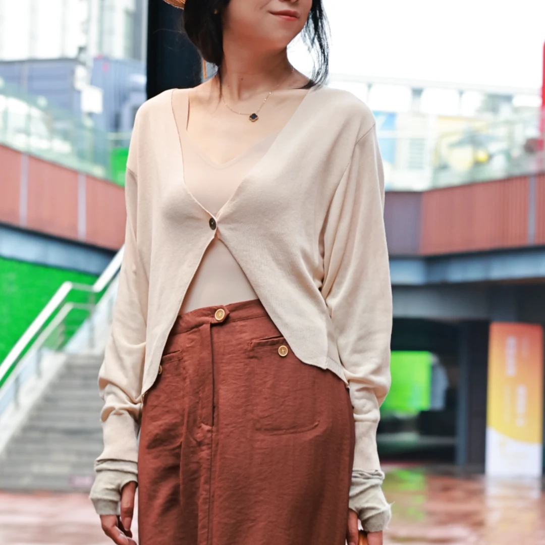 84B68221 东倪原创一粒扣雪麻长袖针织开衫