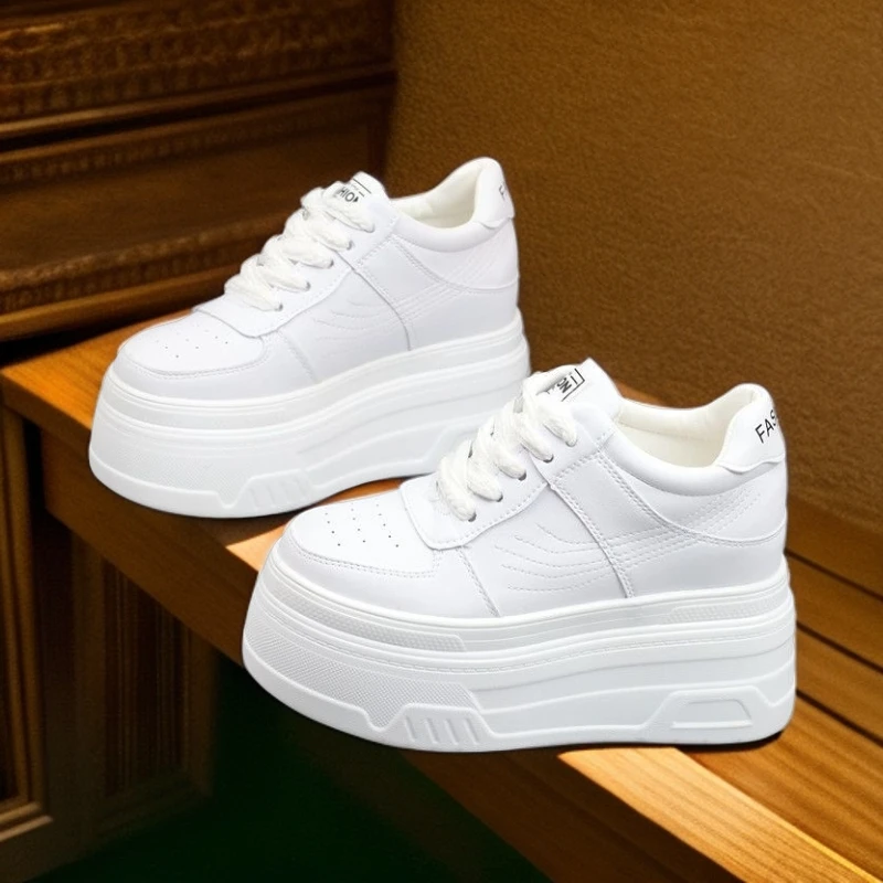 隐形增高10、12cm小白鞋女秋季新款爆款小个子显瘦厚底休闲鞋单鞋