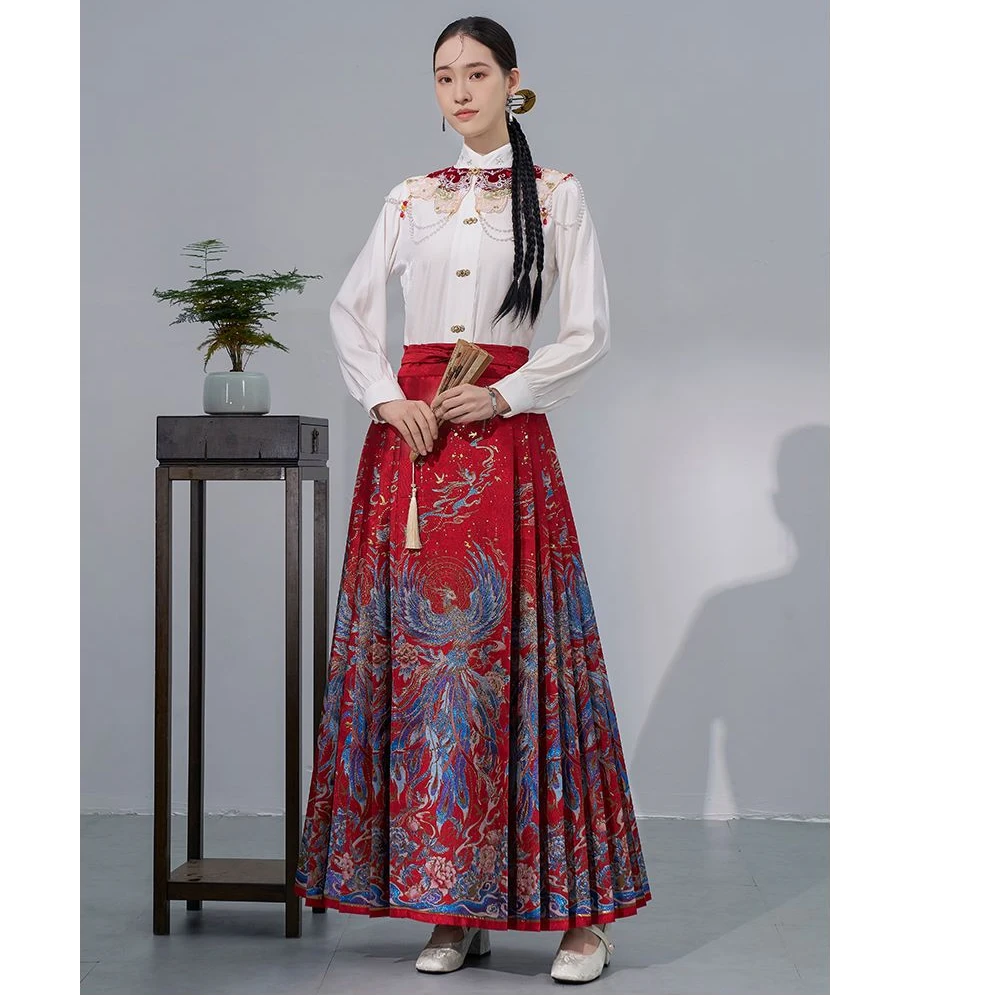 洛如嫣【百鸟朝凤套装】新款马面裙中国风汉服女订婚结婚穿显高显瘦