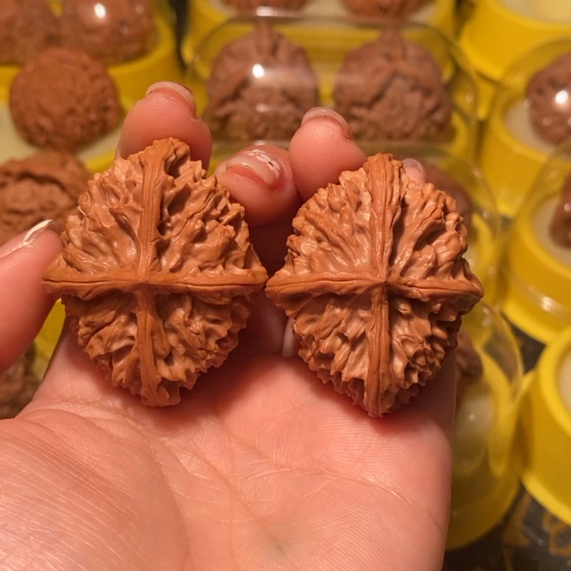 【闪购商品】文玩核桃把件t****瑞