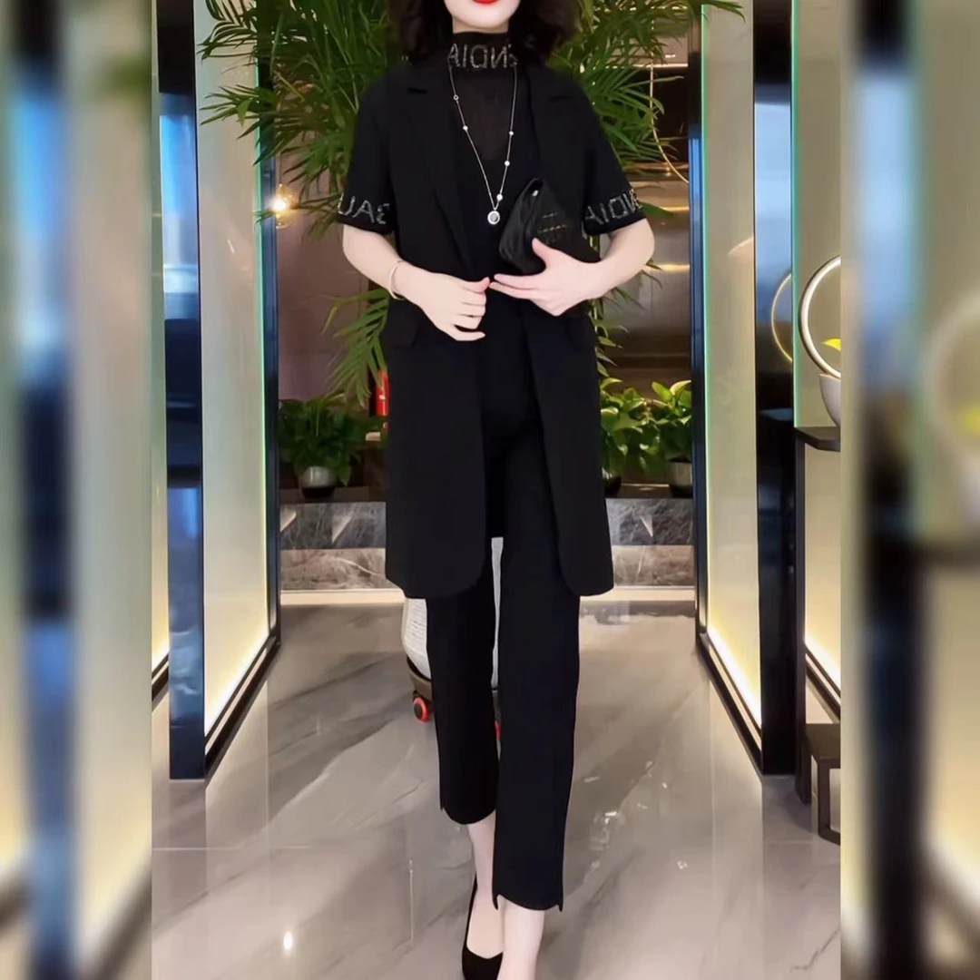 时尚休闲洋气显瘦弹力小衫