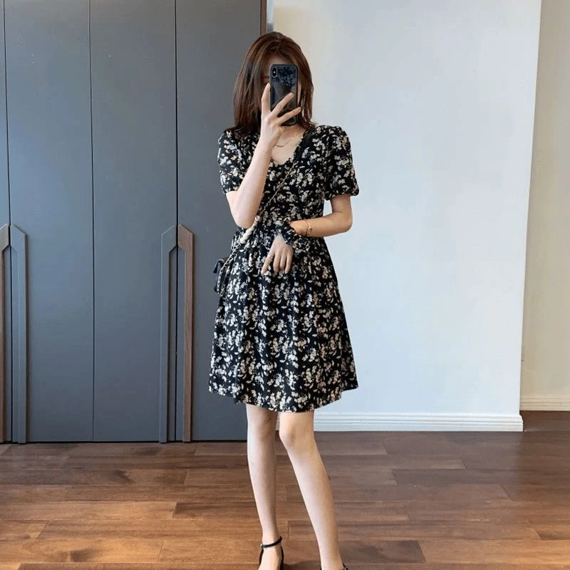 欧洲站2024年新款大码复古印花碎花裙子高级感收腰气质连衣裙夏季