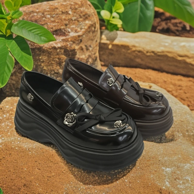 艾蘇厚底增高乐福鞋2024秋季新款山茶花一脚蹬真皮松糕鞋英伦风鞋