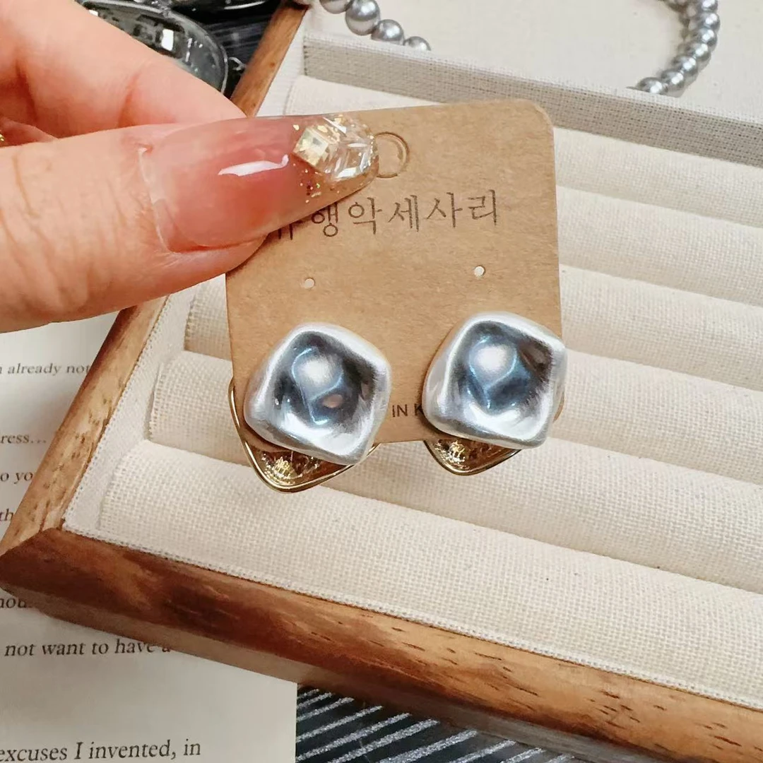 铜合金耳饰 一款两戴金银撞色不规则金属冷淡风百搭通勤耳饰 S40