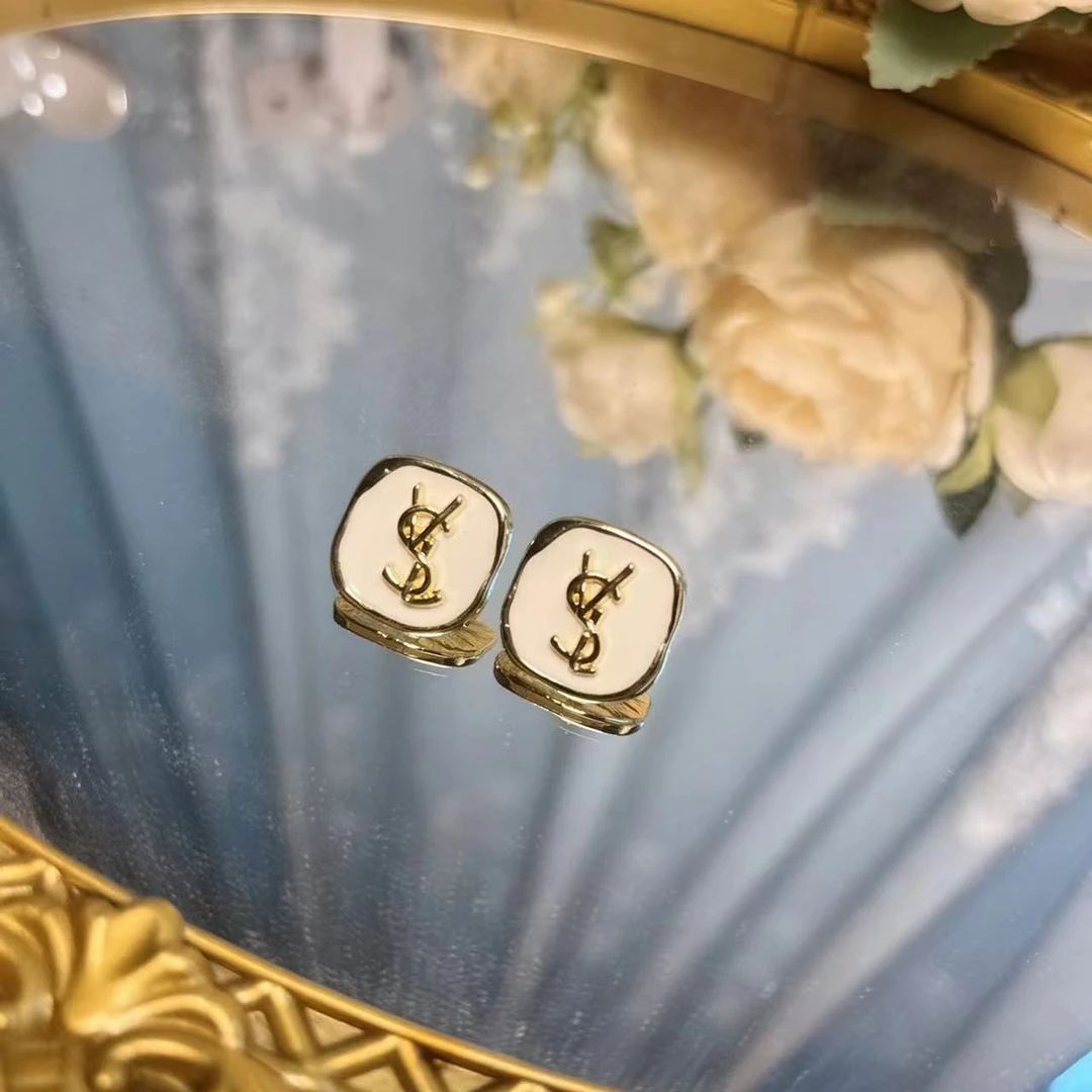 铜合金耳饰 轻奢不规则方形时尚百搭字母耳环耳饰 S010