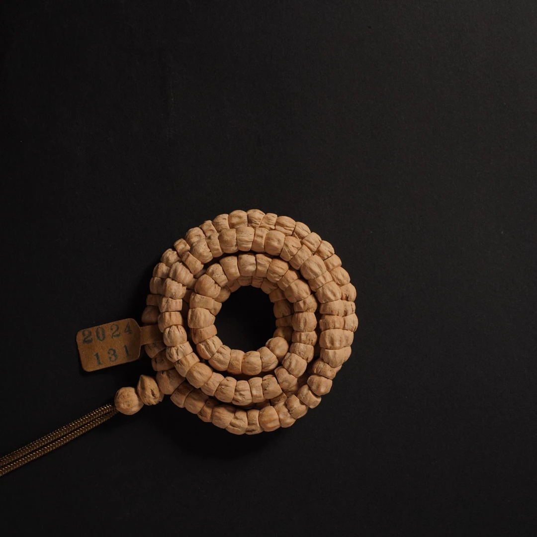 微尘柏香【2024 131斜切】热振百香籽文玩手串柏香籽菩提佛珠