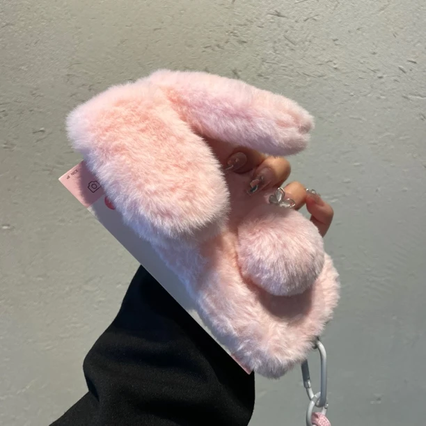 秋冬毛绒兔适用苹果16手机壳iPhone15pro新款14可爱女款15软壳13