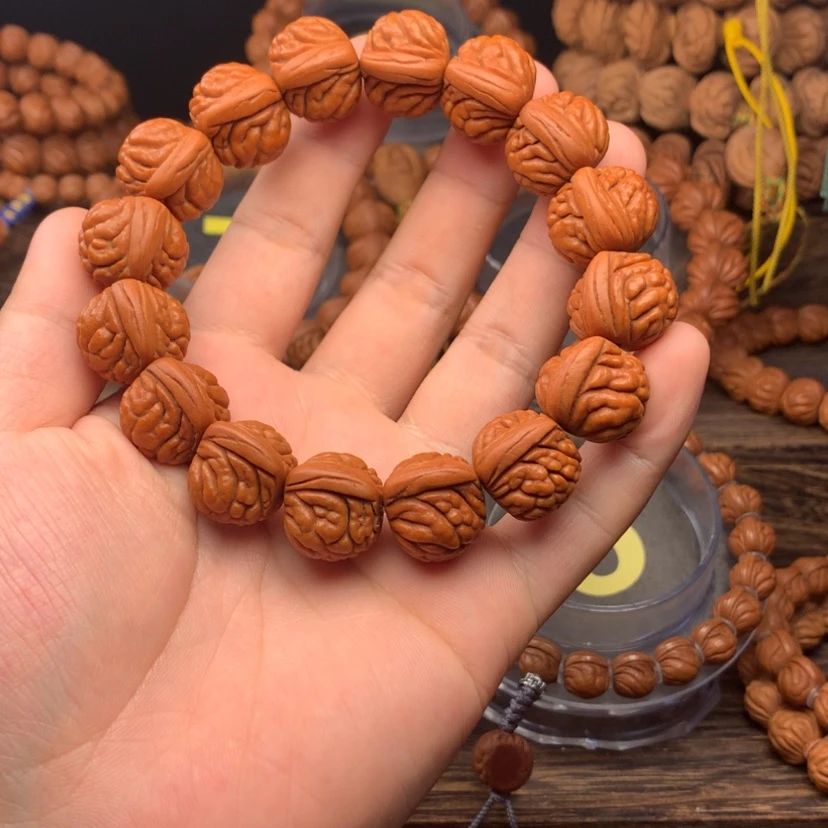 【闪购商品】桃核吊坠18野生满天星