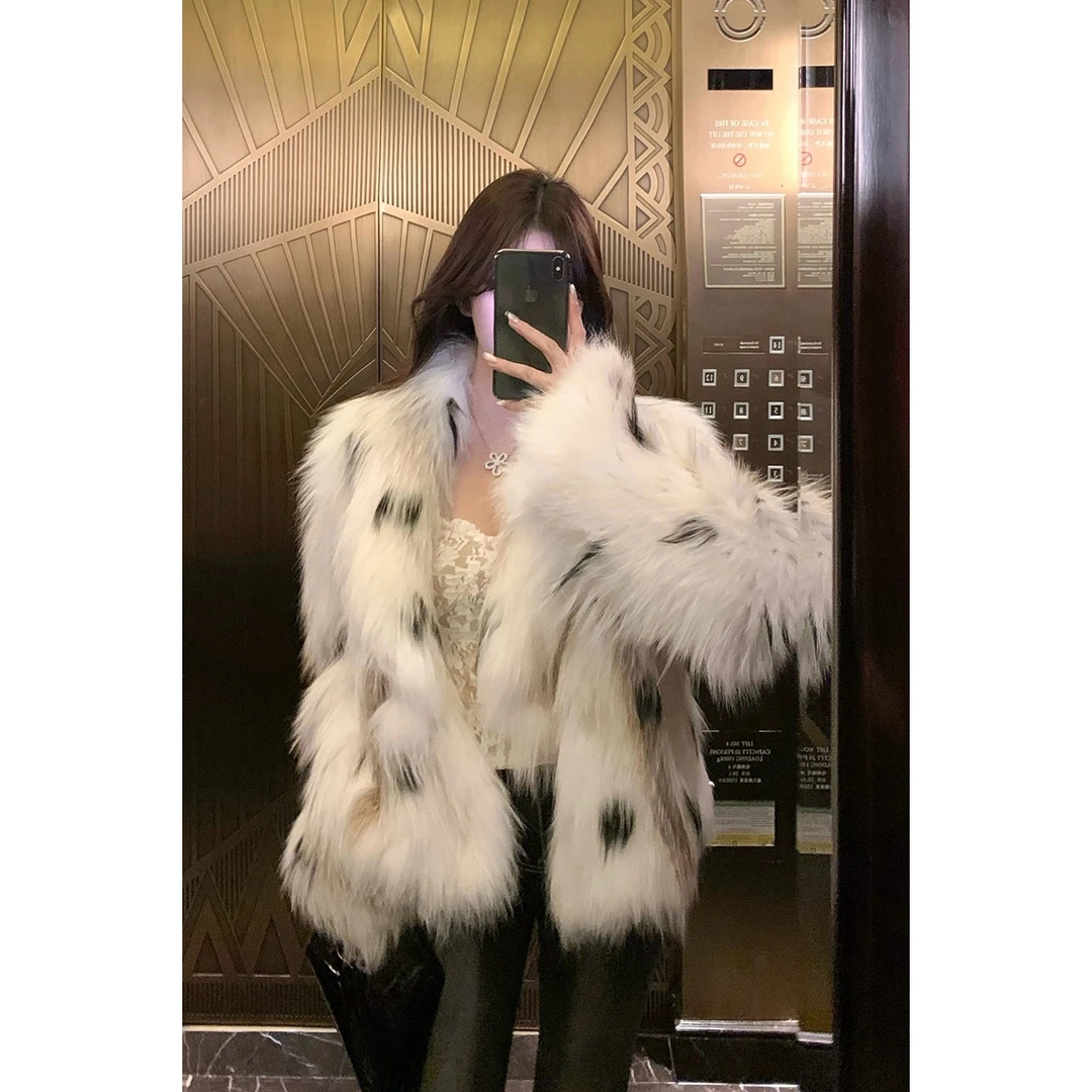 FBB limit冬季新款芬兰进口saga级稀有红大理石狐皮草女D243804P