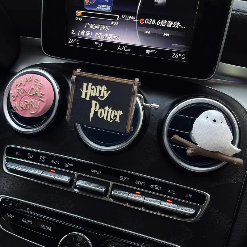 八音盒车载香薰香水汽车出风口装饰香氛车内用品扩香石女