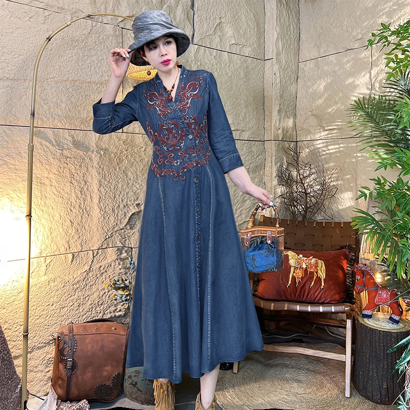 【可可原创】复古气质V领牛仔长裙复古重工刺绣收腰显瘦连衣裙82620