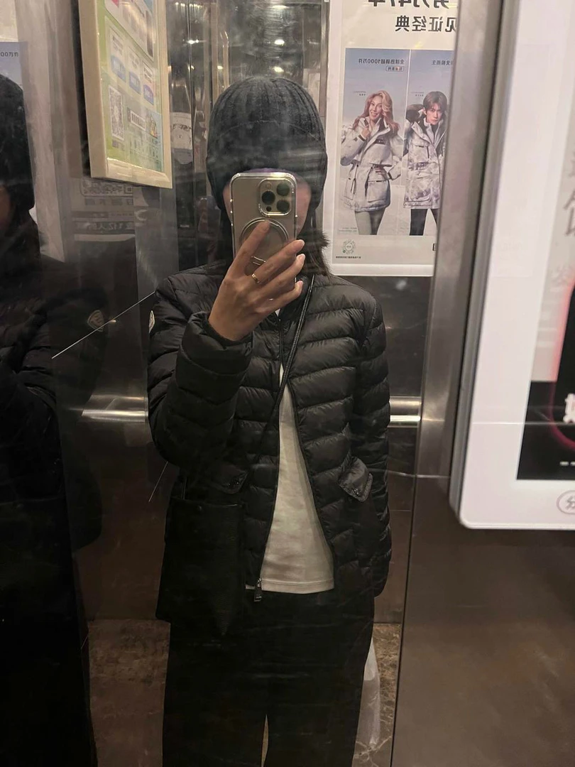 清仓S5女薄款 轻柔保暖拉链开衫