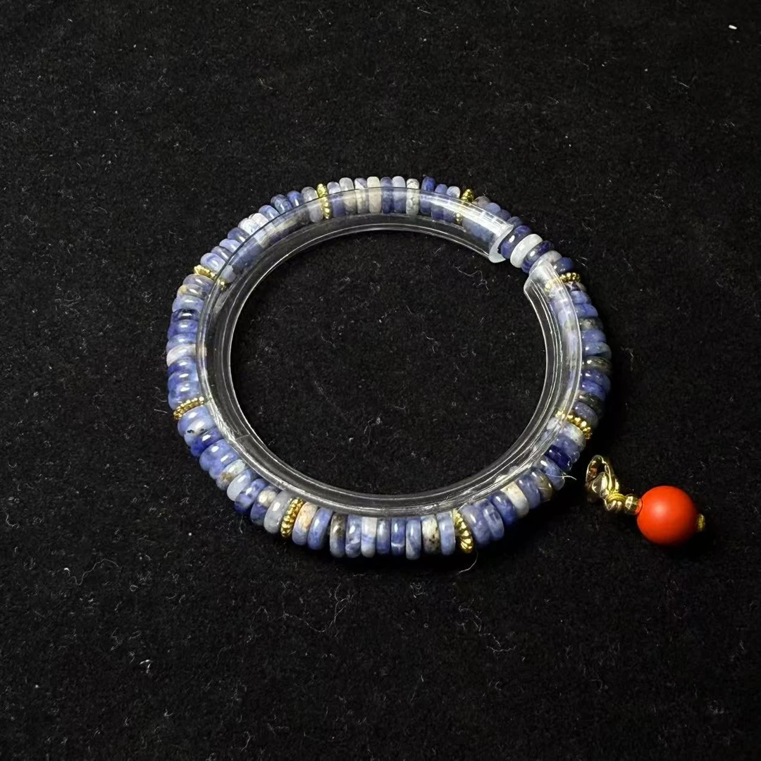 含辰砂工艺品【皇后甄选】C110307含辰砂奶昔蓝直切手串-多样性发一