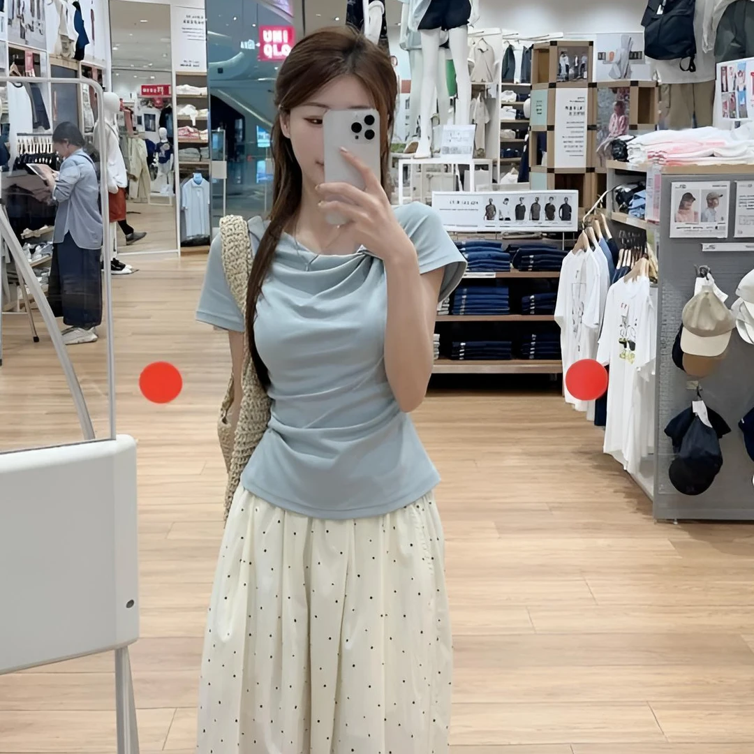 设计感小众扭结短袖T恤女夏季2025新款褶皱时尚显瘦百搭纯色上衣