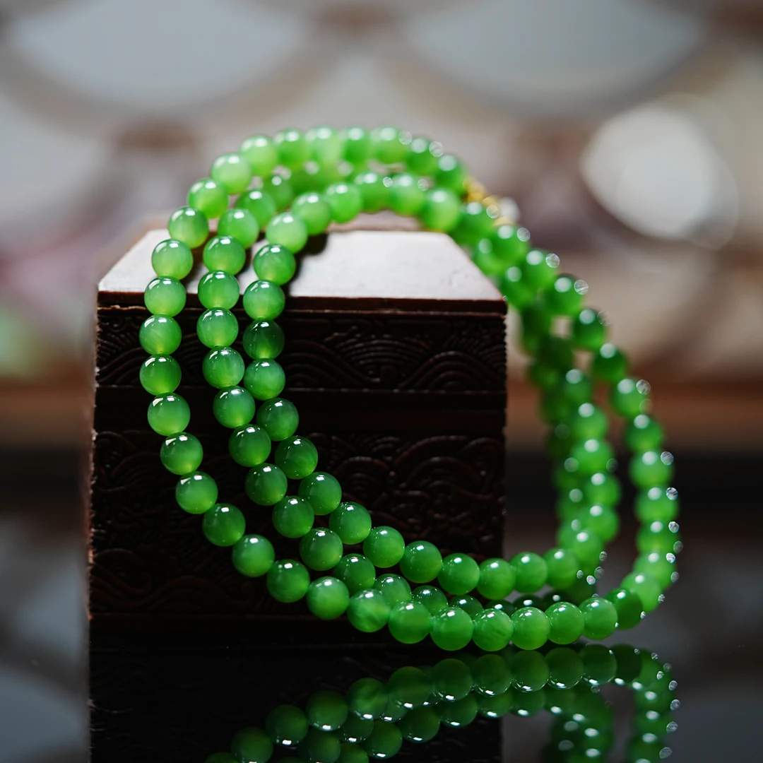 【大表姐珠宝】俄料碧玉和田玉辣阳绿荧光6mm长项链18K金妈妈链百搭