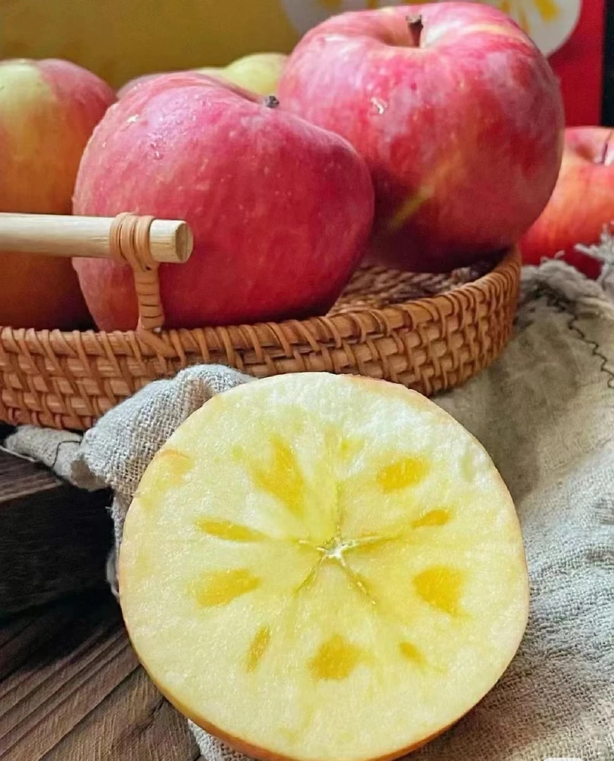 新疆阿克苏冰糖心苹果两斤装